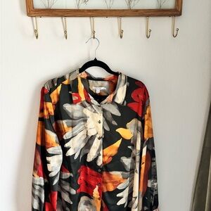 Warm Tones Watercolor Floral Button-Up Blouse from Chicos size 4, BNWT